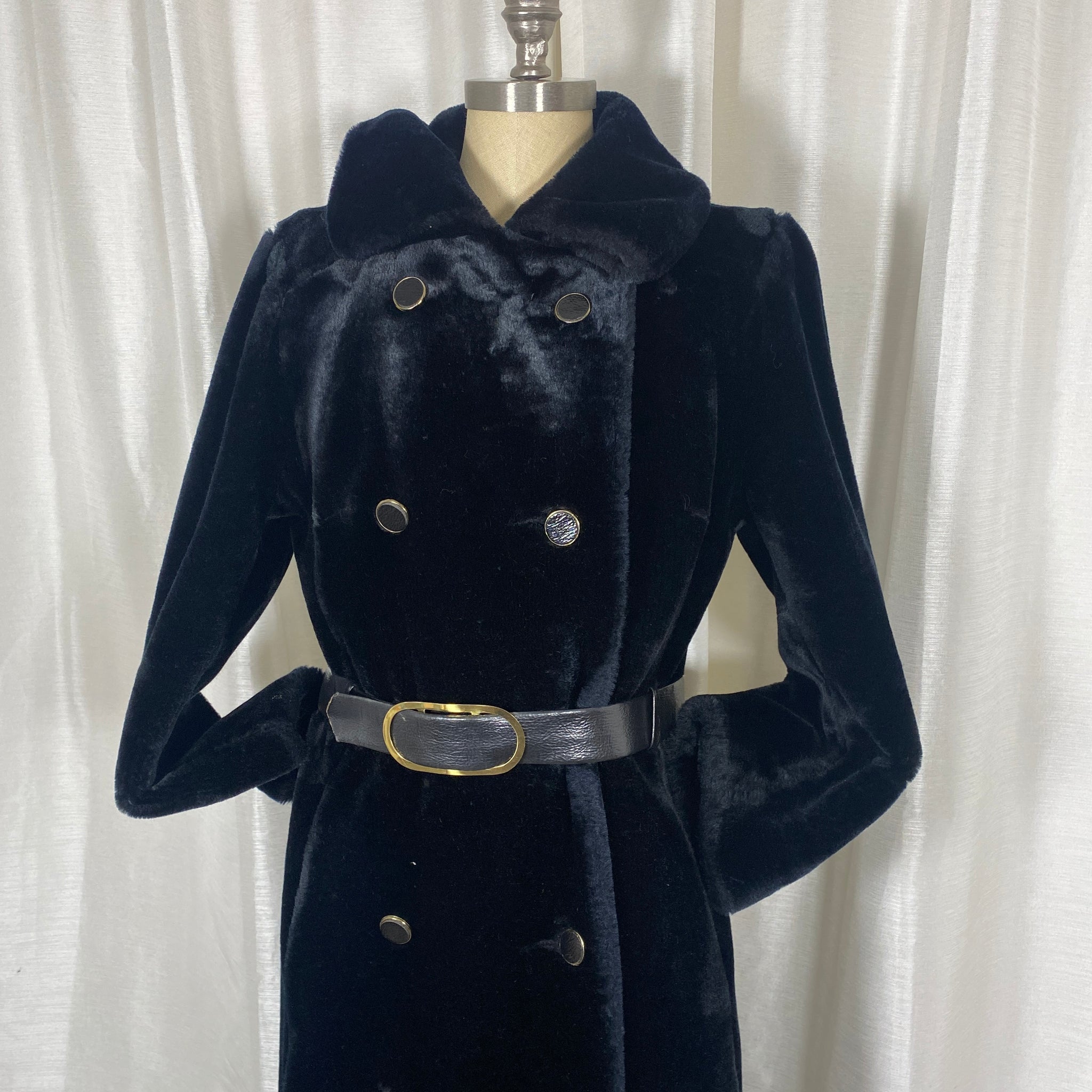 Aristocrat Vintage Faux Fur Coat - S/M